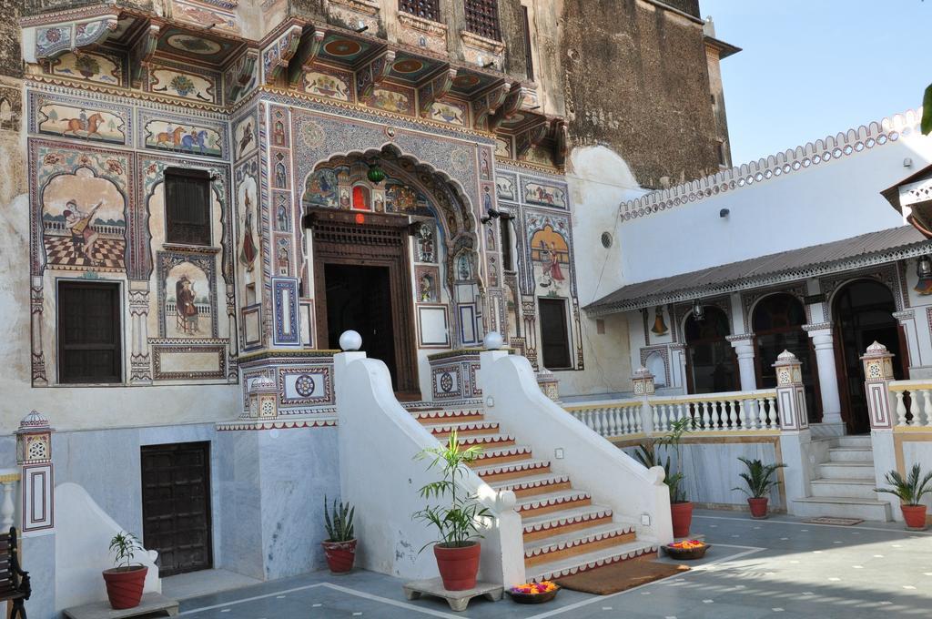 Hotel Radhika Haveli, Mandawa Exterior photo